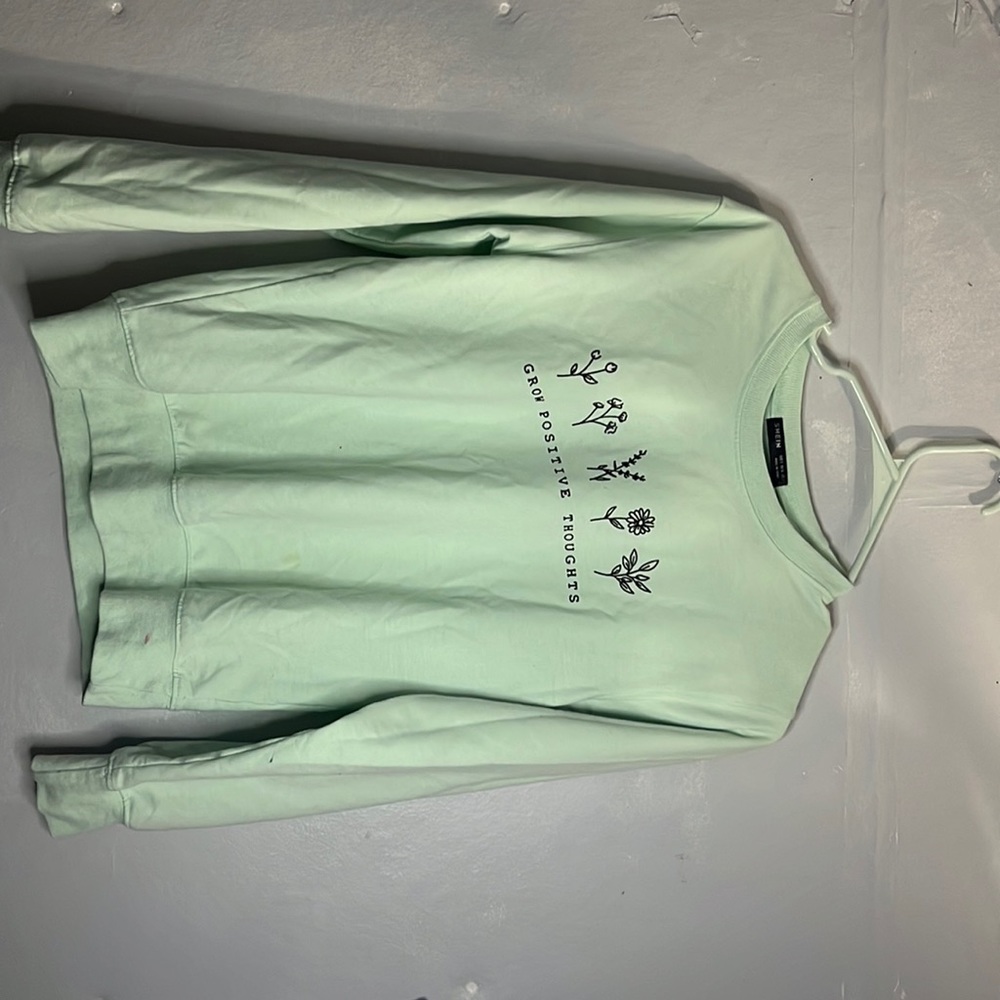 Green crewneck